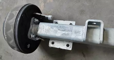 Akseli Jsi 1000 kg lehtijousi A1510 - Jarrulliset akselit - 1025 - 2